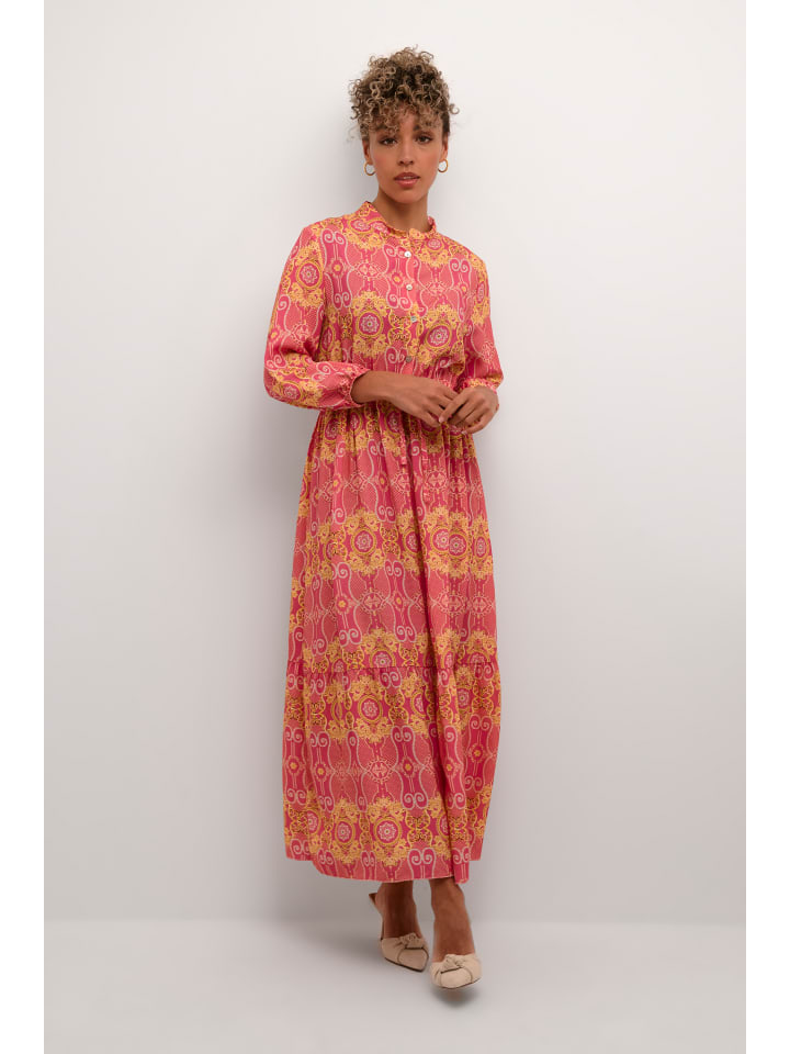 Платье до колена Cream
Платье до колена Cream