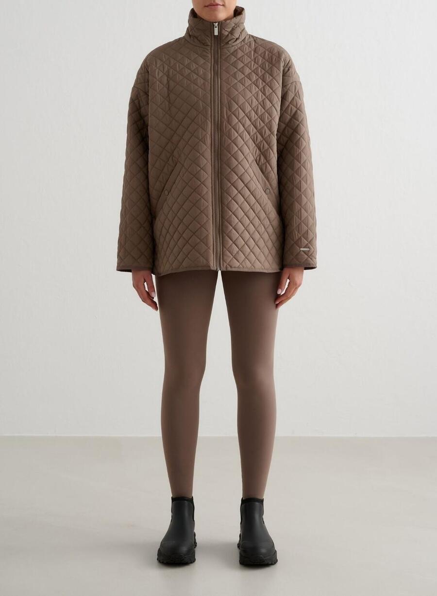 AIM'N Женская водоотталкивающая стеганая куртка свободного кроя, коричневая
AIM'N Женская водоотталкивающая стеганая куртка свободного кроя, коричневая