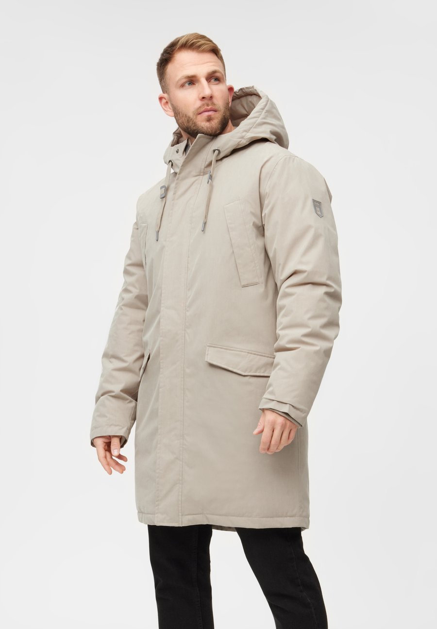 Пальто Derbe VALHOLM, Cobblestone Lava Smoke/Beige
Пальто Derbe VALHOLM, Cobblestone Lava Smoke/Beige