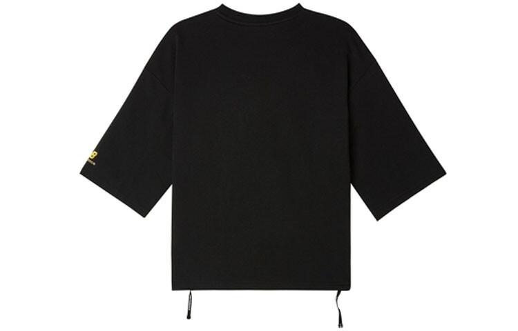 Футболка женская черная New Balance
Футболка женская черная New Balance