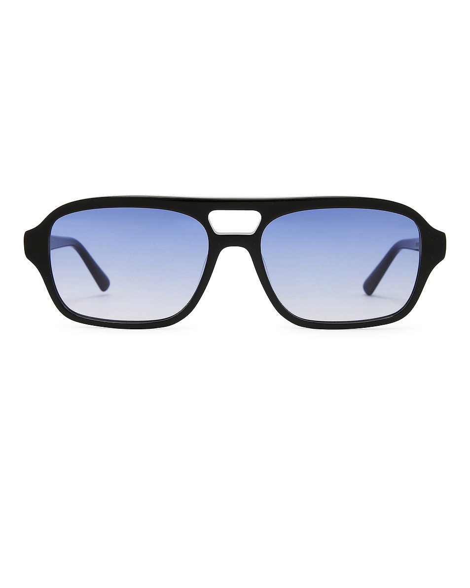 Солнцезащитные очки Burt Messyweekend, Black & Gradient Blue
Солнцезащитные очки Burt Messyweekend, Black & Gradient Blue