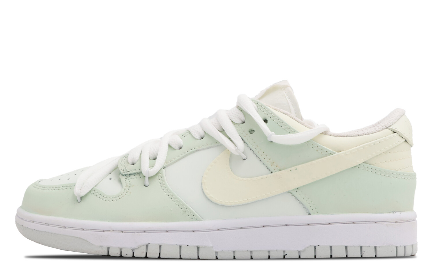 Кроссовки Nike Dunk Skateboarding Shoes Women's Low-top Green, цвет Summer green
Кроссовки Nike Dunk Skateboarding Shoes Women's Low-top Green, цвет Summer green