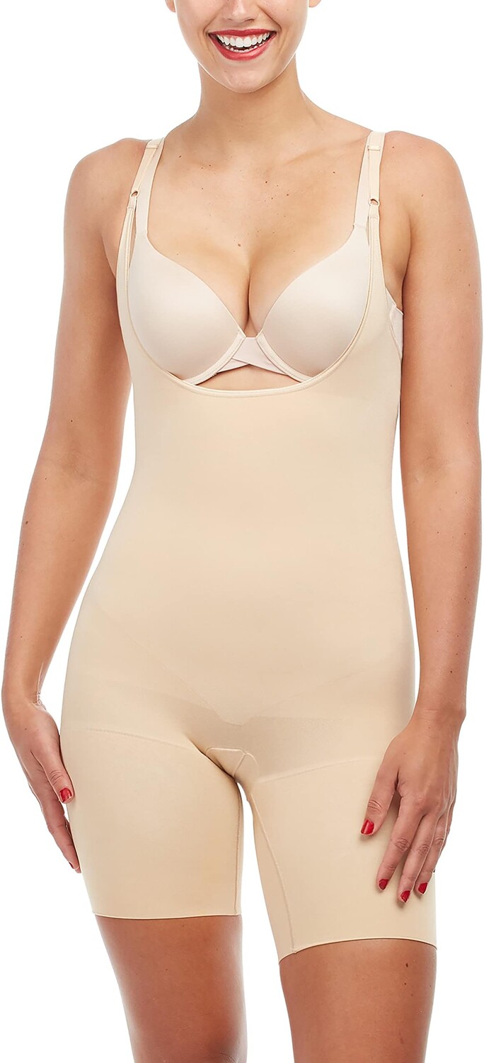 SPANX Корректирующее белье для женщин Боди Power Series с открытой грудью и длиной до середины бедра, цвет Soft Nude
SPANX Корректирующее белье для женщин Боди Power Series с открытой грудью и длиной до середины бедра, цвет Soft Nude