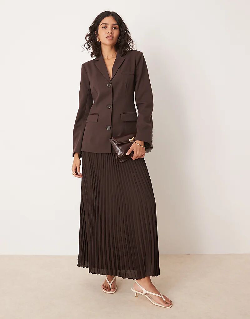 Юбка макси Pretty Lavish в складку шоколадно-коричневого цвета
Юбка макси Pretty Lavish в складку шоколадно-коричневого цвета