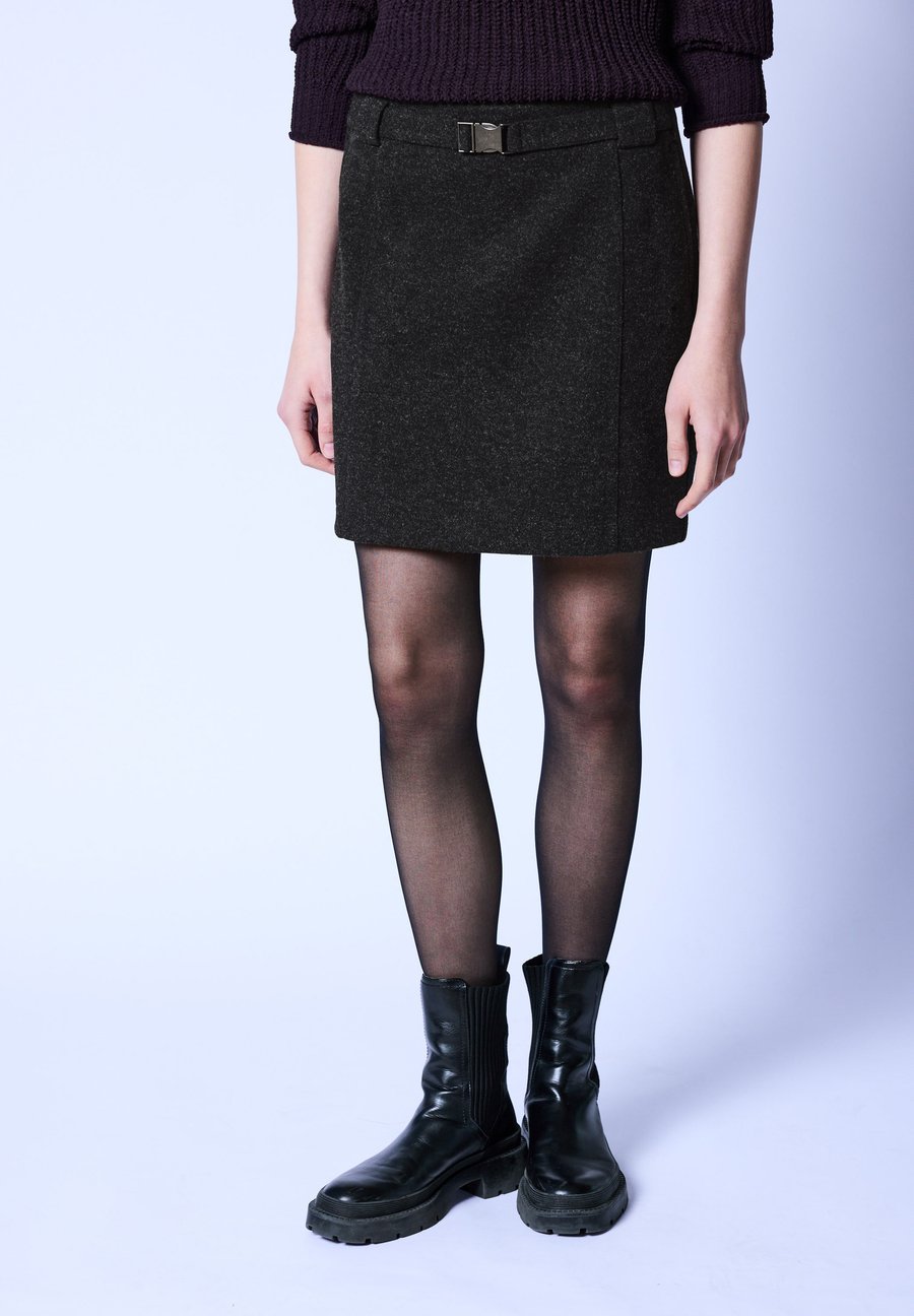 Юбка Street One Studio Mini skirt, Grau/Dark Grey
Юбка Street One Studio Mini skirt, Grau/Dark Grey