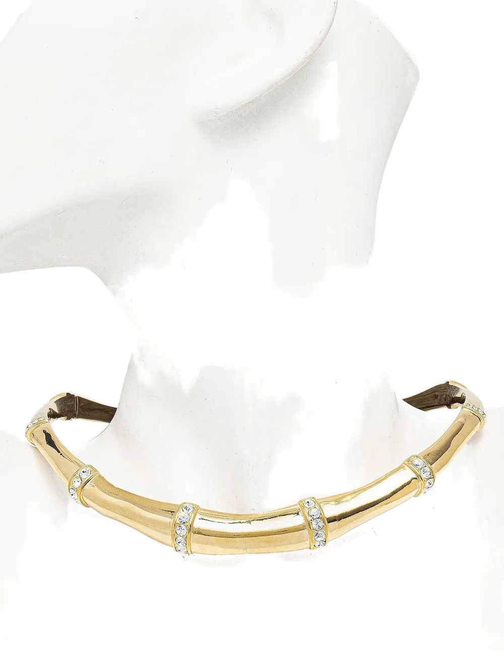 Ожерелье из кристаллов в стиле бамбука GUESS USA, золотой
Ожерелье из кристаллов в стиле бамбука GUESS USA, золотой