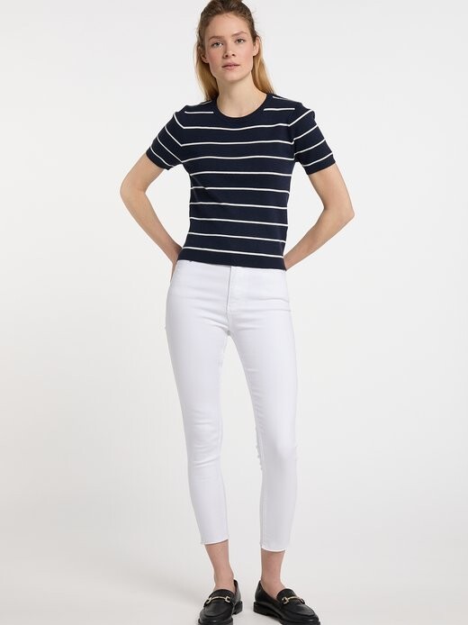 Свитер с короткими рукавами Dreimaster, мультиколор
Свитер с короткими рукавами Dreimaster, мультиколор