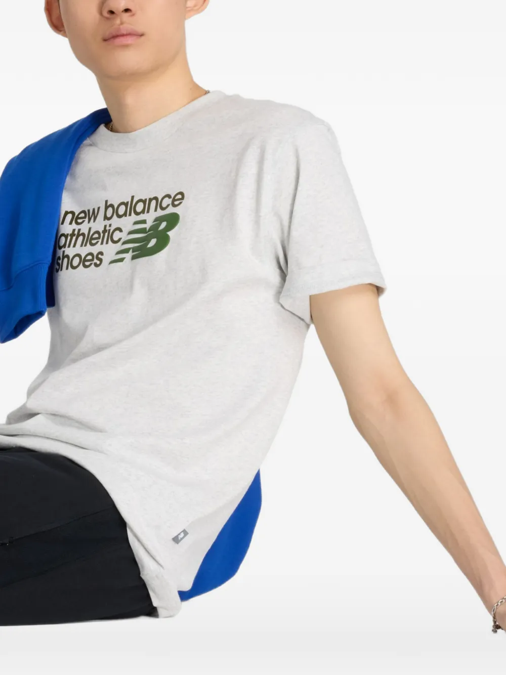 Футболка с принтом логотипа New Balance, серый
Футболка с принтом логотипа New Balance, серый