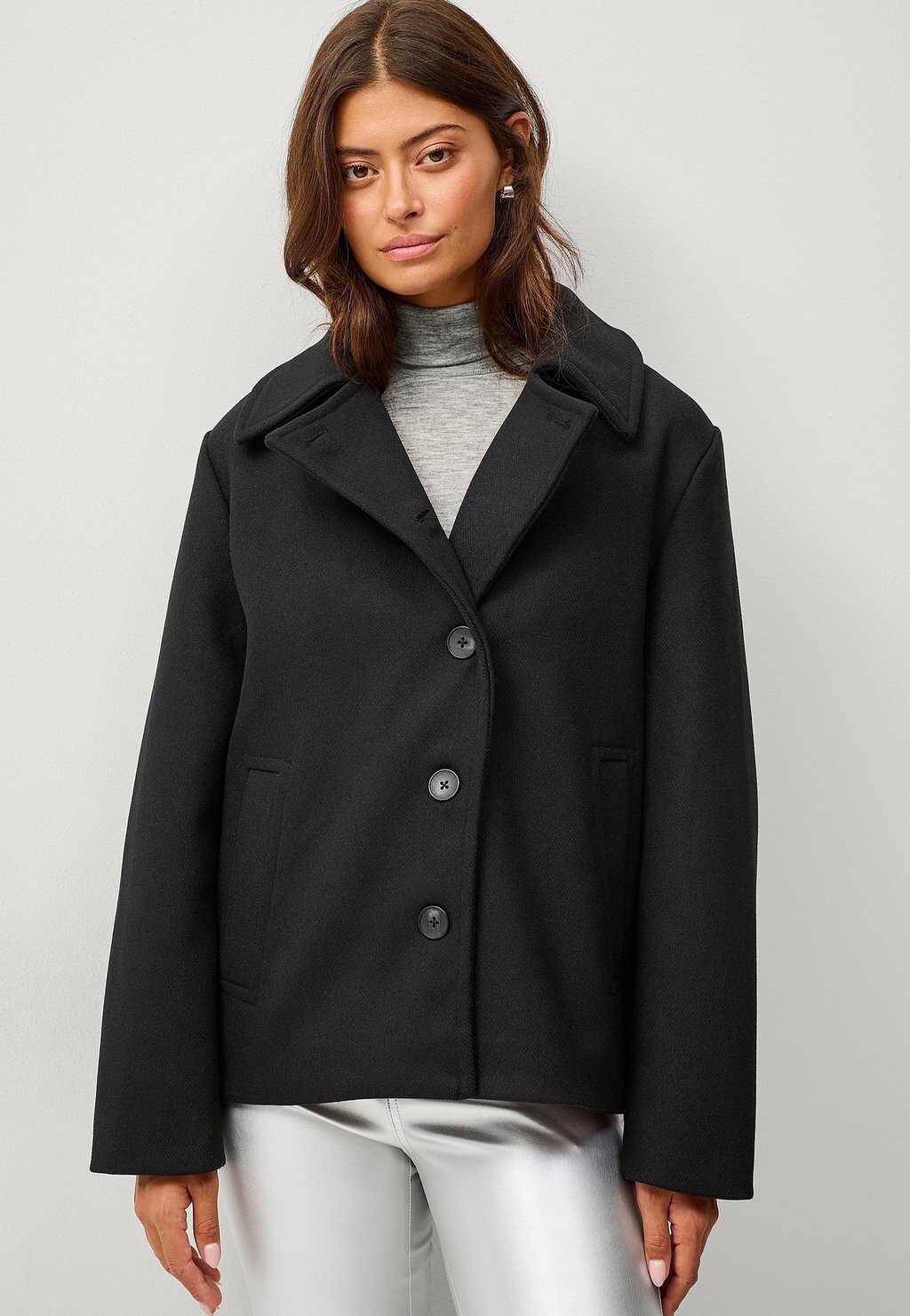 Летняя куртка Ellos Collection, черный
Летняя куртка Ellos Collection, черный