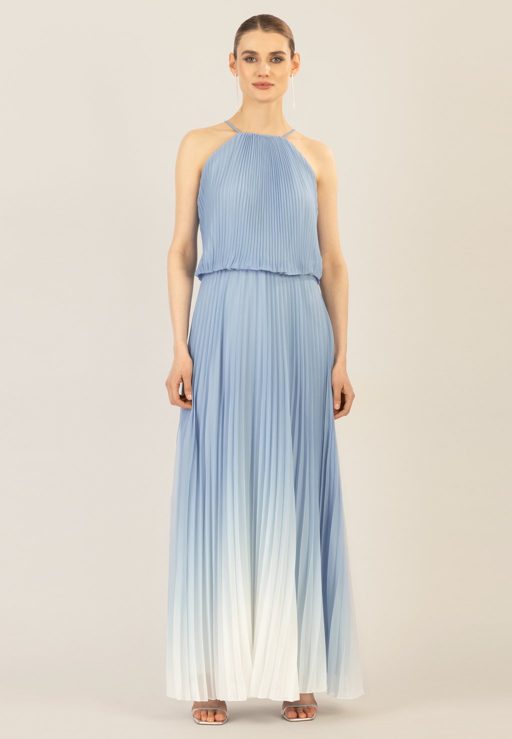 Платье макси Apart, светло-голубой
Платье макси Apart, светло-голубой