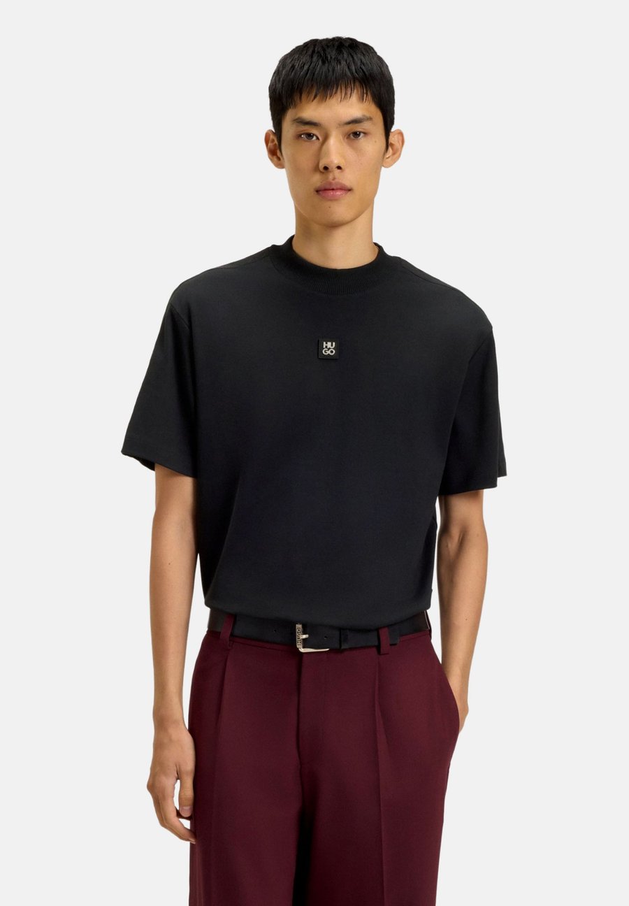 Футболка HUGO Basic T-shirt, Black
Футболка HUGO Basic T-shirt, Black