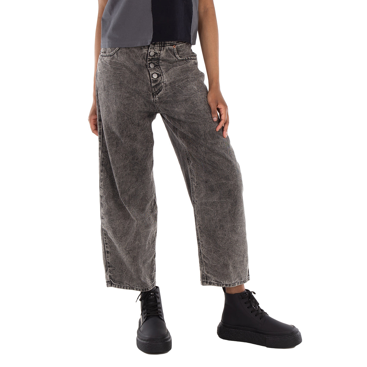 MM6 Maison Margiela Зауженные джинсы бойфренды, серый
MM6 Maison Margiela Зауженные джинсы бойфренды, серый