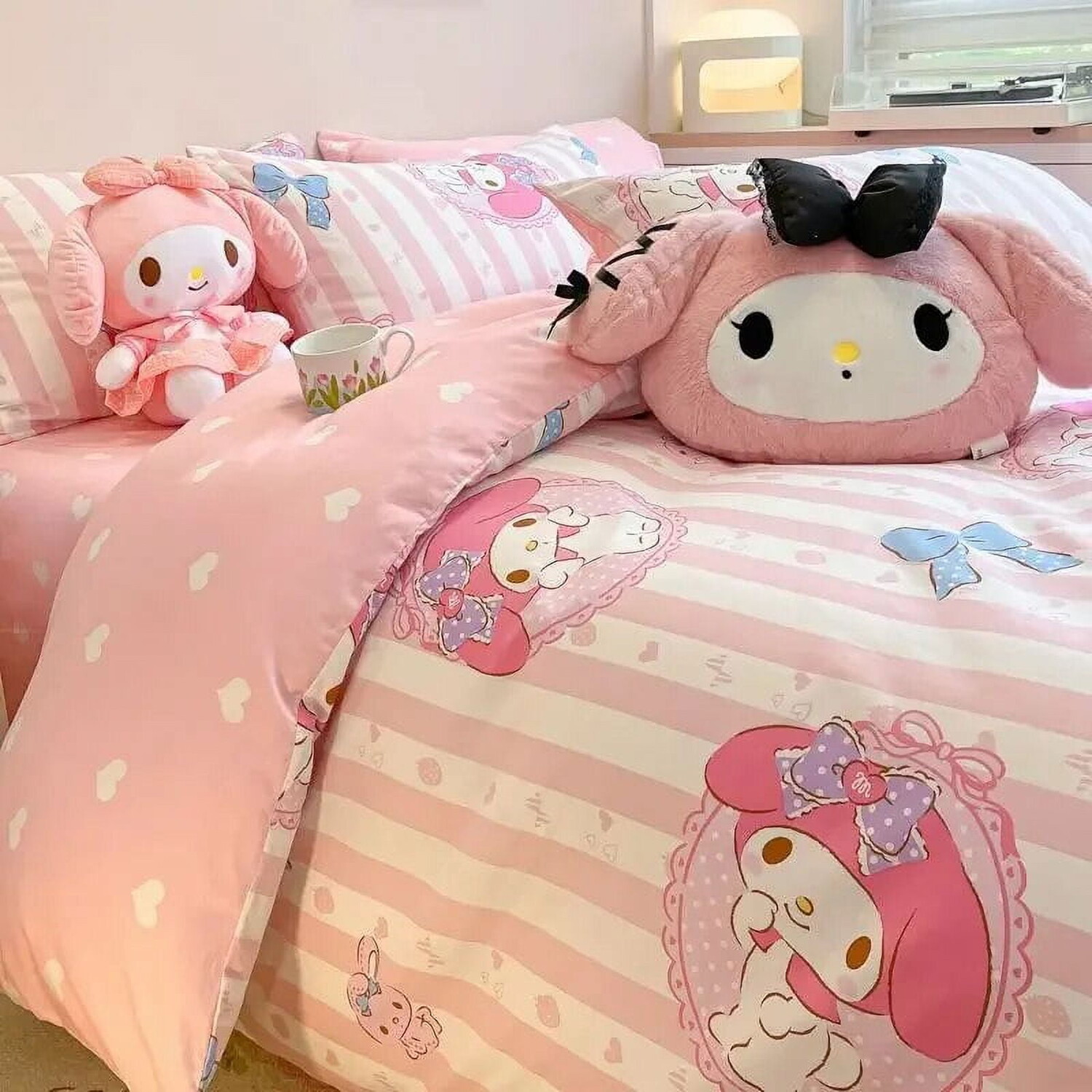 Комплект постельного белья Sanrio Kuromi Mymelody Cinnamoroll Lisheng, розовый / белый
Комплект постельного белья Sanrio Kuromi Mymelody Cinnamoroll Lisheng, розовый / белый
