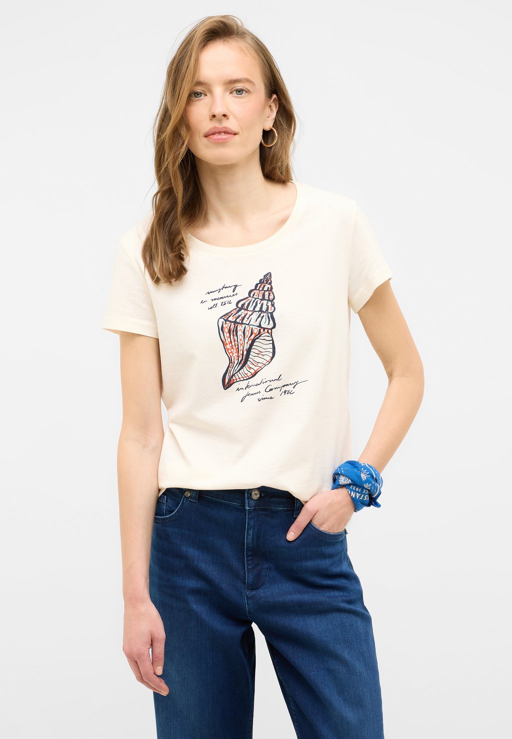 Футболка с принтом STYLE ALMA Mustang, кремовый
Футболка с принтом STYLE ALMA Mustang, кремовый