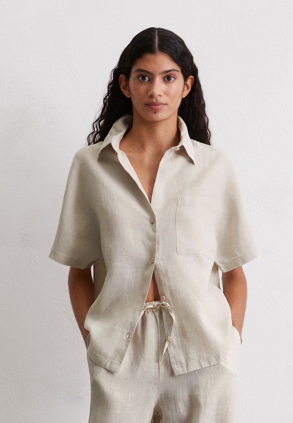 Блузка на пуговицах AUS QUALITÄT Marc O'Polo, светло-серый
Блузка на пуговицах AUS QUALITÄT Marc O'Polo, светло-серый