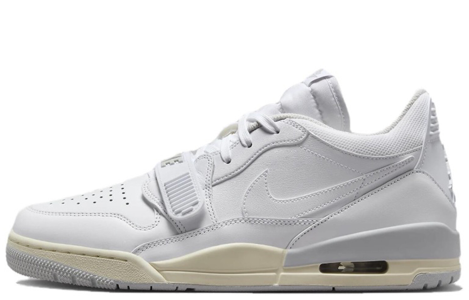 Кроссовки Jordan Legacy 312 Vintage Basketball Shoes Men Low-top Beige/Red, бежевый/красный
Кроссовки Jordan Legacy 312 Vintage Basketball Shoes Men Low-top Beige/Red, бежевый/красный