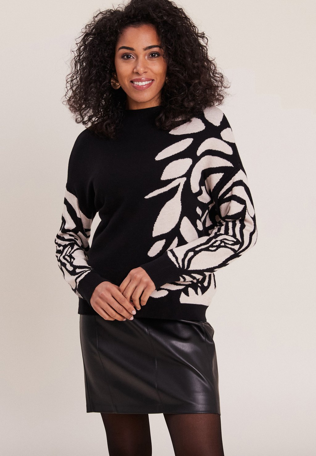 Джемпер Breal, черный
Джемпер Breal, черный