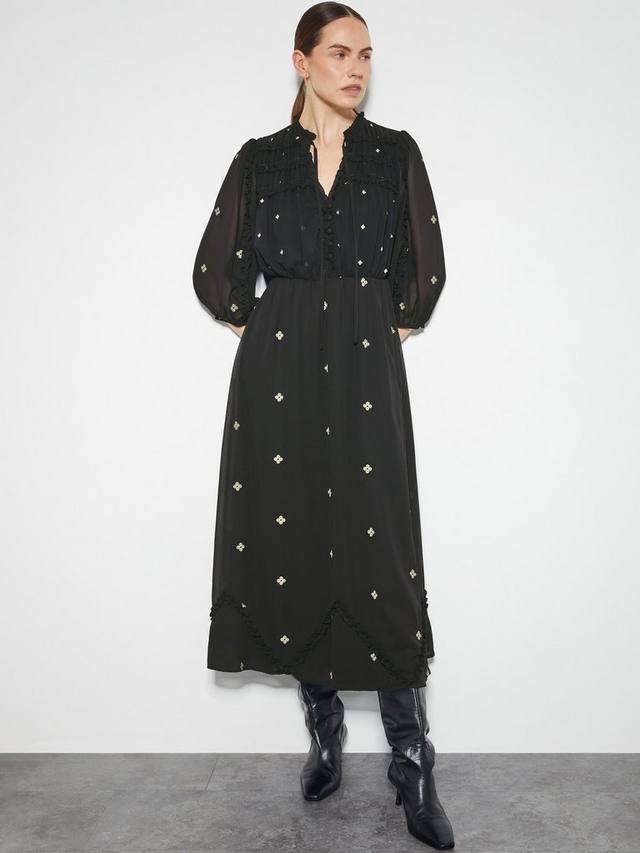 Платье миди с прозрачным рукавом и вышивкой от delilah Monsoon, черный/разноцветный
Платье миди с прозрачным рукавом и вышивкой от delilah Monsoon, черный/разноцветный