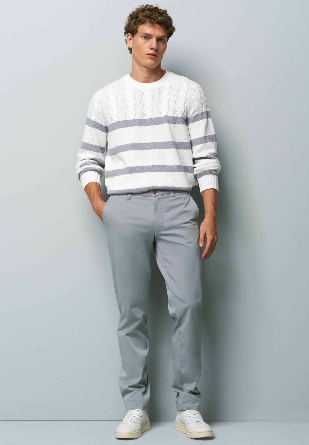 Чиносы Meyer, серый
Чиносы Meyer, серый