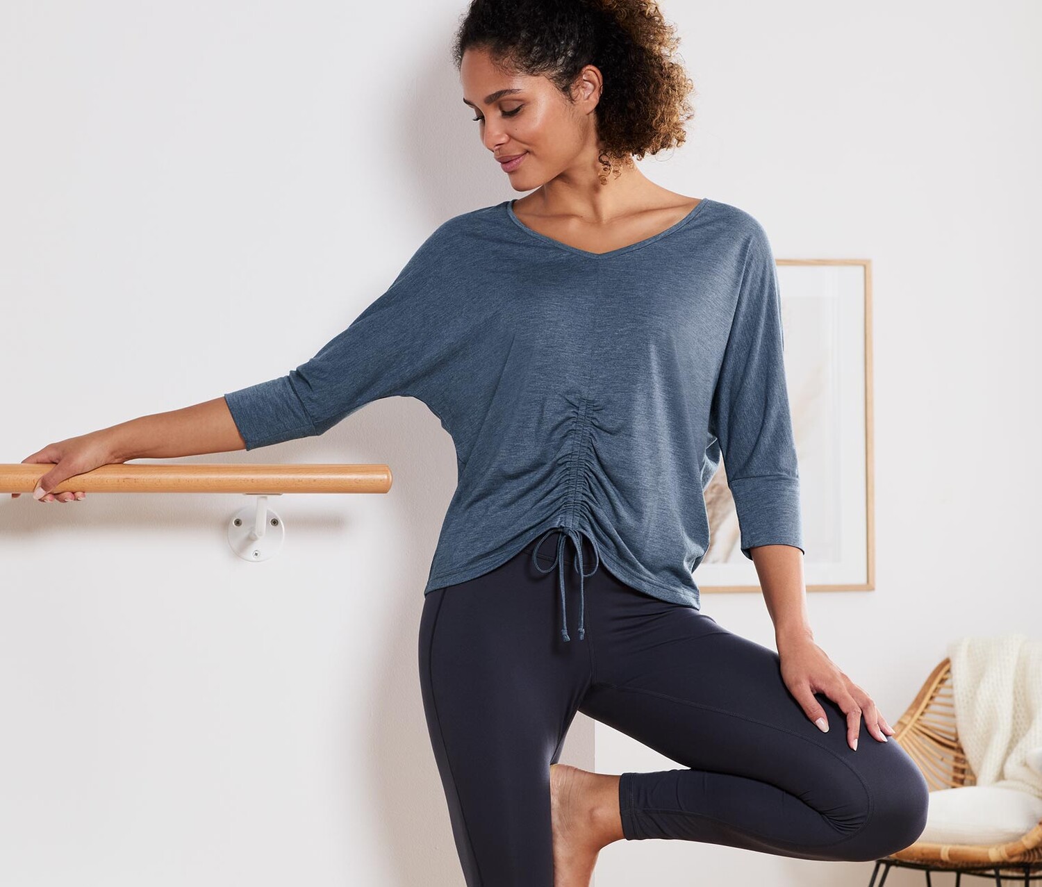 Рубашка для занятий спортом и йогой длиной 3/4 Tchibo, пятнистый синий
Рубашка для занятий спортом и йогой длиной 3/4 Tchibo, пятнистый синий