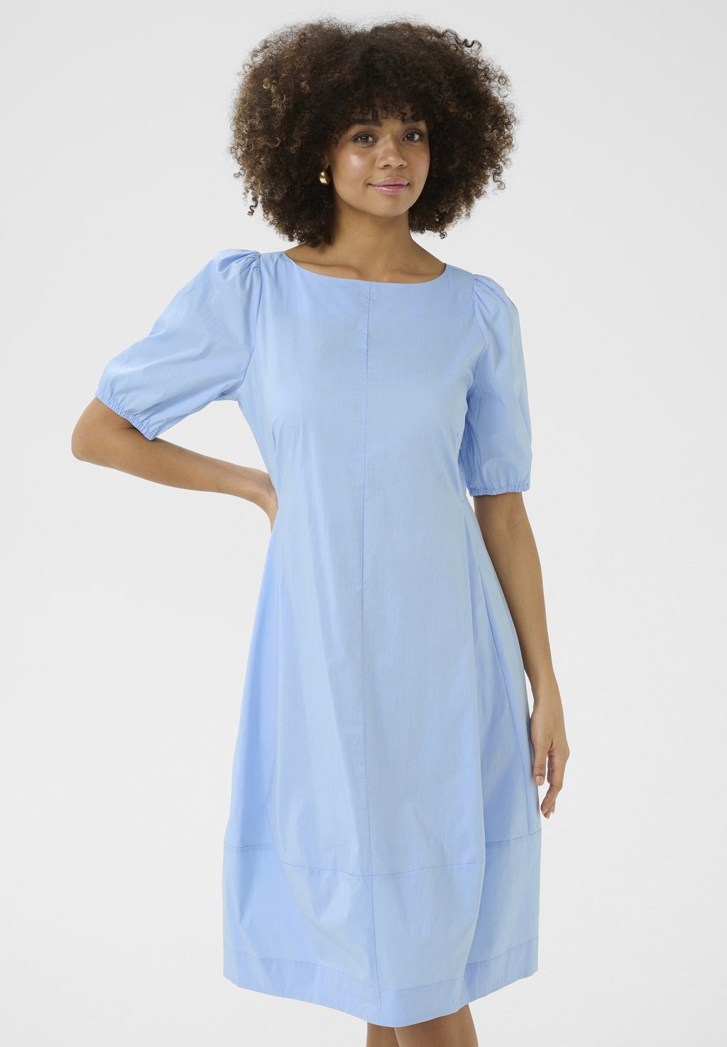 Повседневное платье CUANTOINETT Culture, синий
Повседневное платье CUANTOINETT Culture, синий