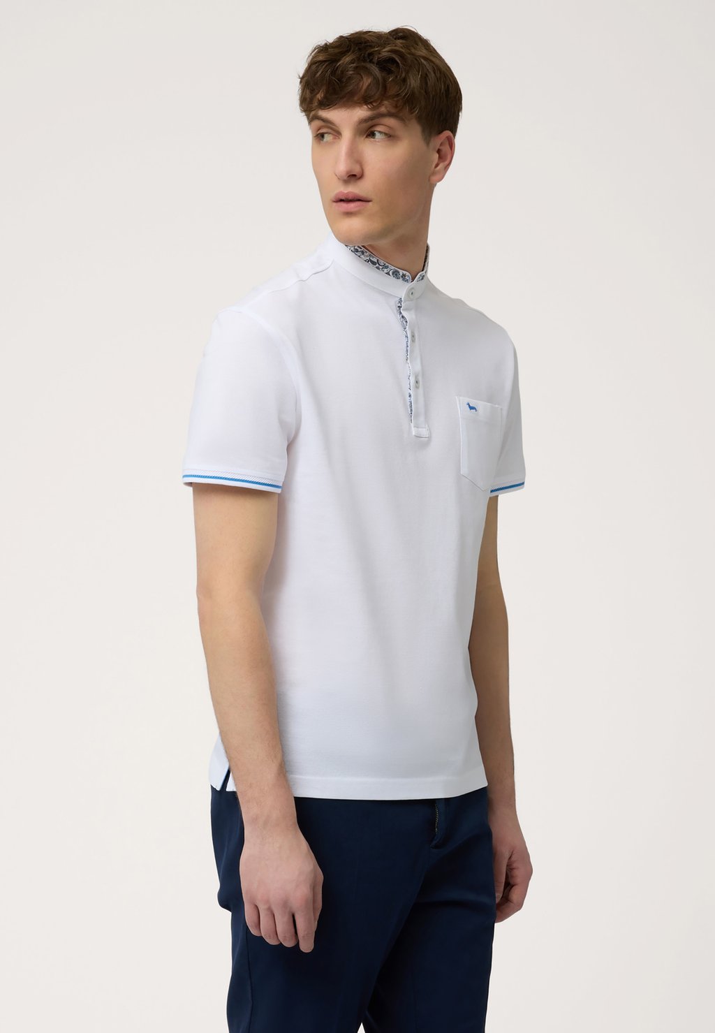 Базовая футболка COREANO Harmont & Blaine, белый
Базовая футболка COREANO Harmont & Blaine, белый