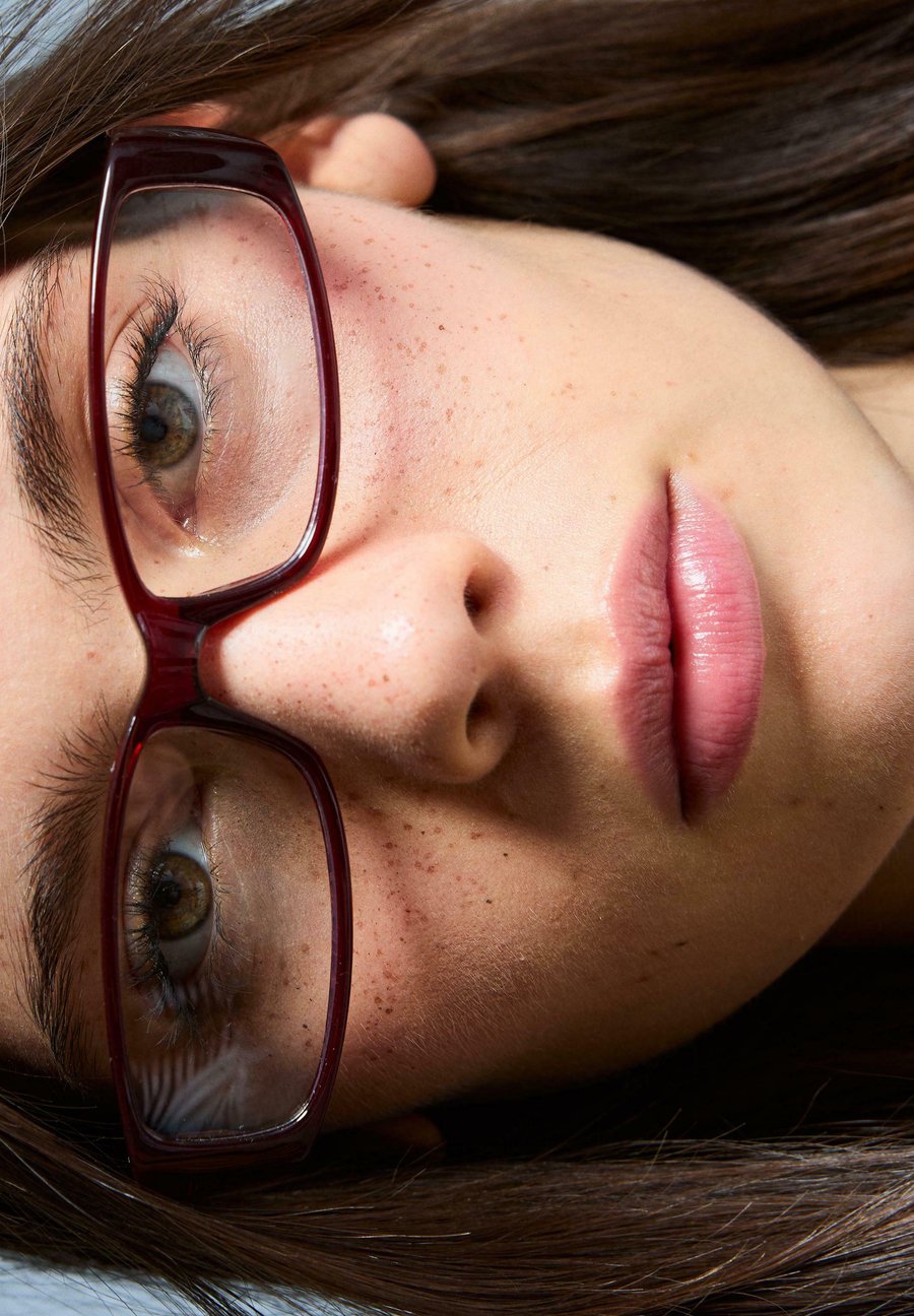 Солнцезащитные очки Bershka RECTANGULAR, Dark Red
Солнцезащитные очки Bershka RECTANGULAR, Dark Red