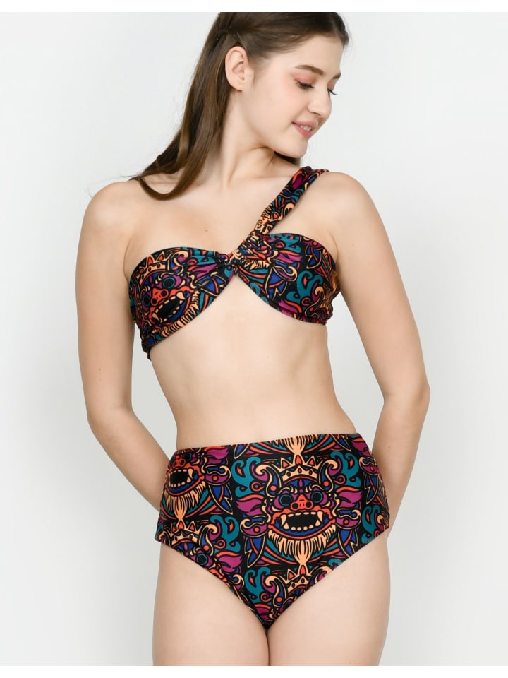 Комплект бикини Kadoo, черный
Комплект бикини Kadoo, черный