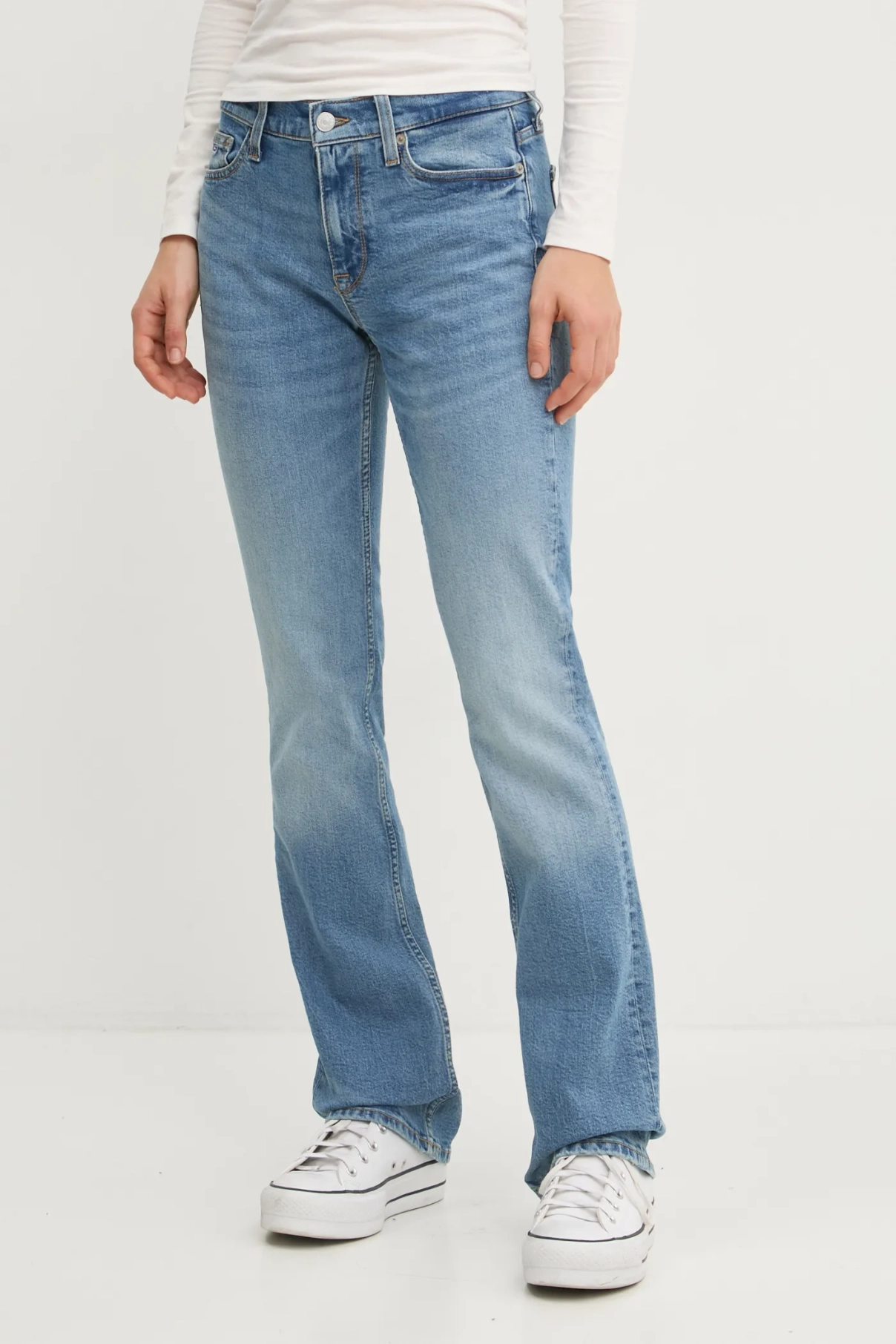 Джинсы Tommy Jeans, синий
Джинсы Tommy Jeans, синий