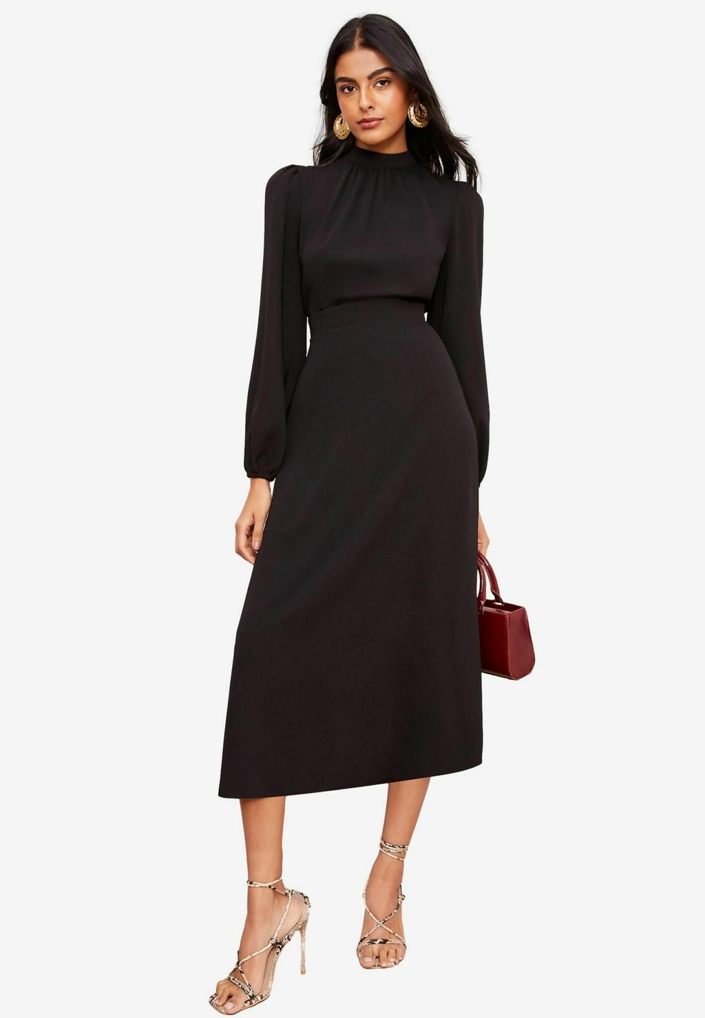 Повседневное платье PETITE FIT - HIGH NECK LONG SLEEVE MIDI WITH DETAILING Friends Like These, черный
Повседневное платье PETITE FIT - HIGH NECK LONG SLEEVE MIDI WITH DETAILING Friends Like These, черный