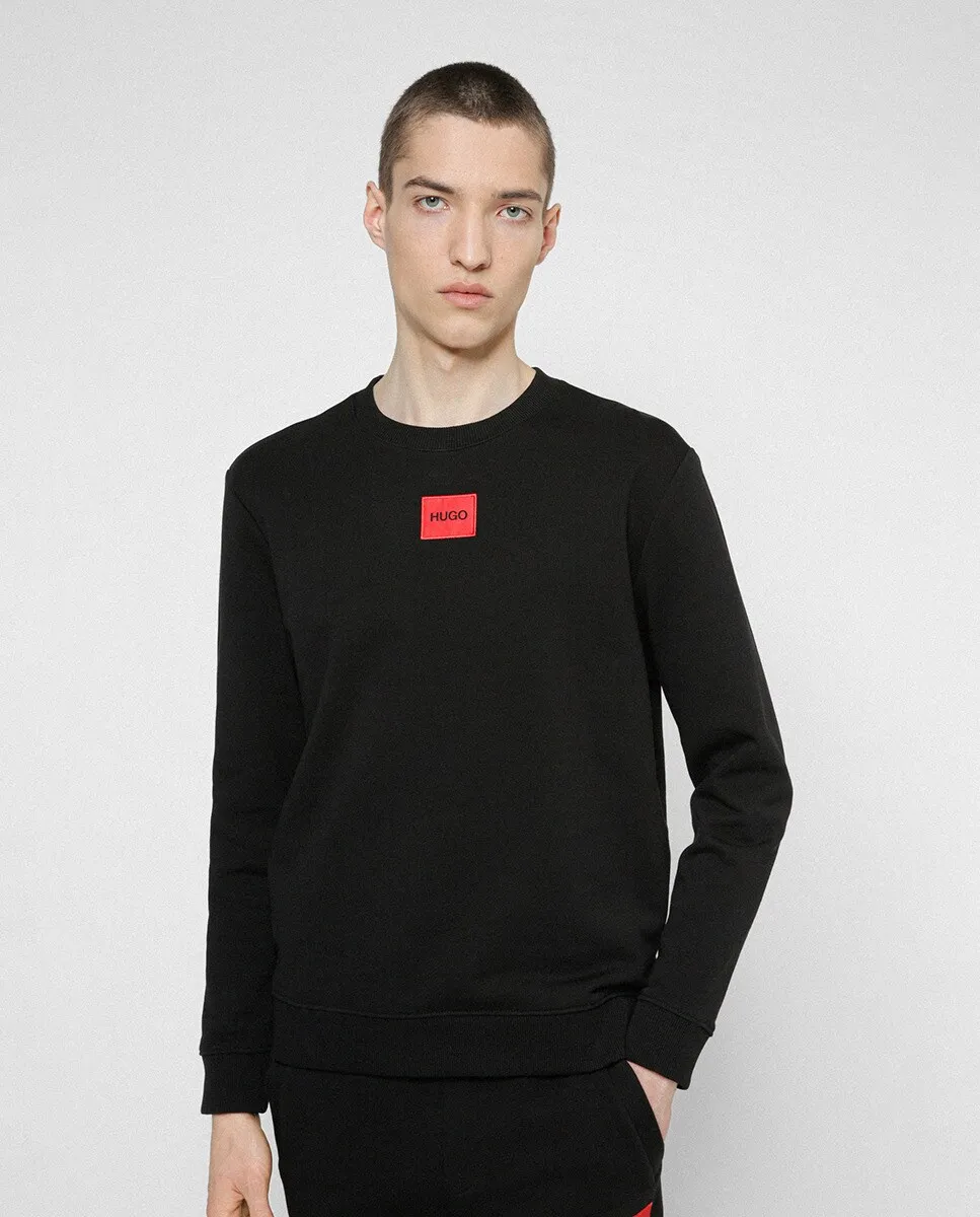 Мужская толстовка из хлопкового флиса с красной этикеткой-логотипом Hugo, черный
Мужская толстовка из хлопкового флиса с красной этикеткой-логотипом Hugo, черный