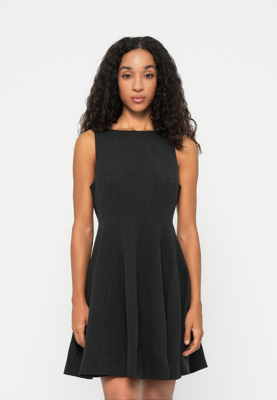 Платье Vero Moda VMBESTIE DRESS, Dark Grey Melange/Mottled Dark Grey
Платье Vero Moda VMBESTIE DRESS, Dark Grey Melange/Mottled Dark Grey