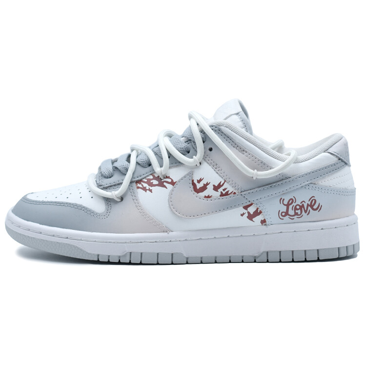 Кроссовки Nike Dunk Skateboarding Shoes Women's Low-top White/gray/pink, белый/серый/розовый
Кроссовки Nike Dunk Skateboarding Shoes Women's Low-top White/gray/pink, белый/серый/розовый