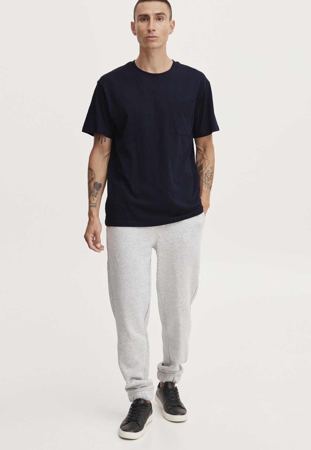 Базовая футболка DURANT Solid, темно-синий
Базовая футболка DURANT Solid, темно-синий