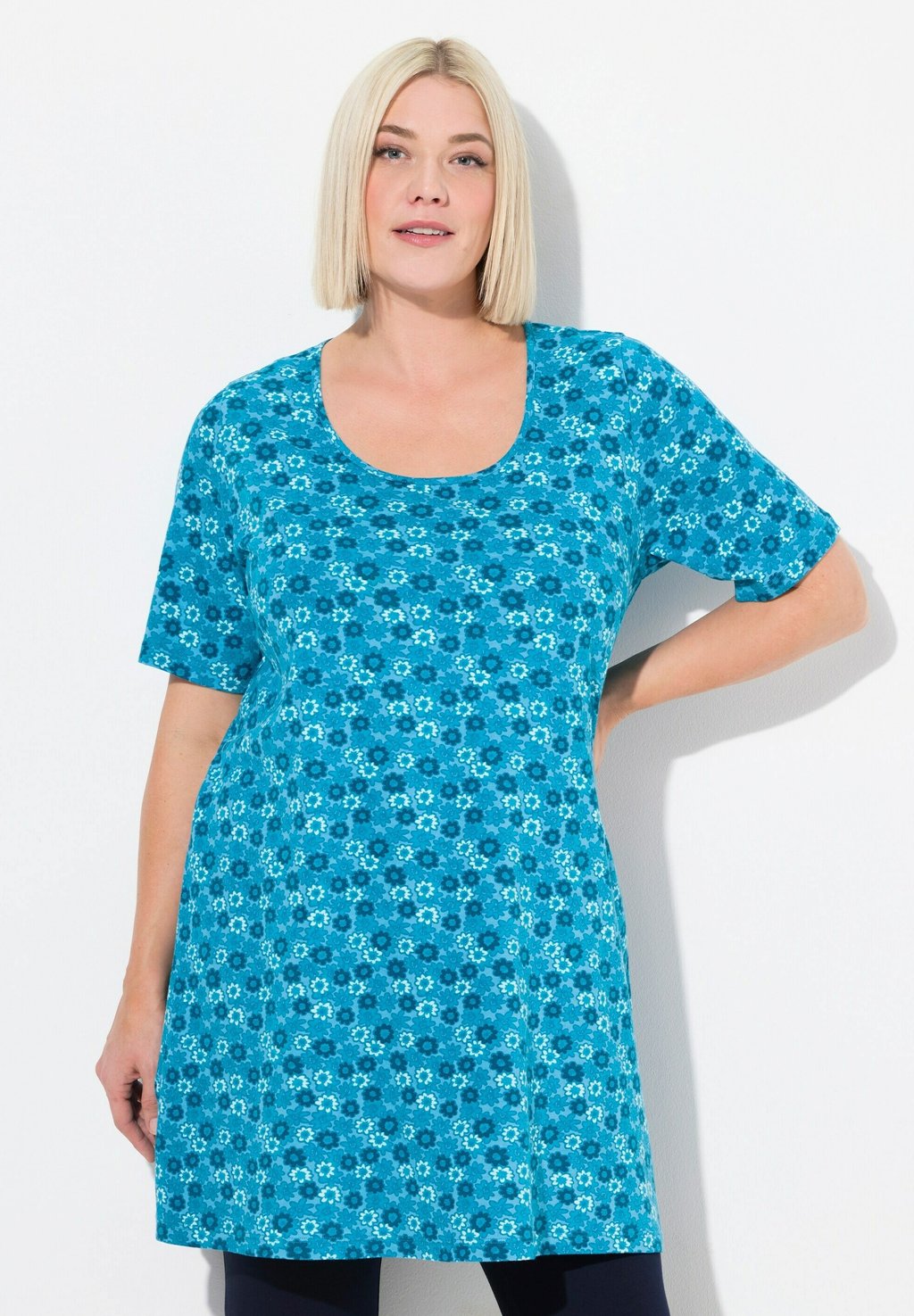 Блуза Ulla Popken, светло-голубой
Блуза Ulla Popken, светло-голубой