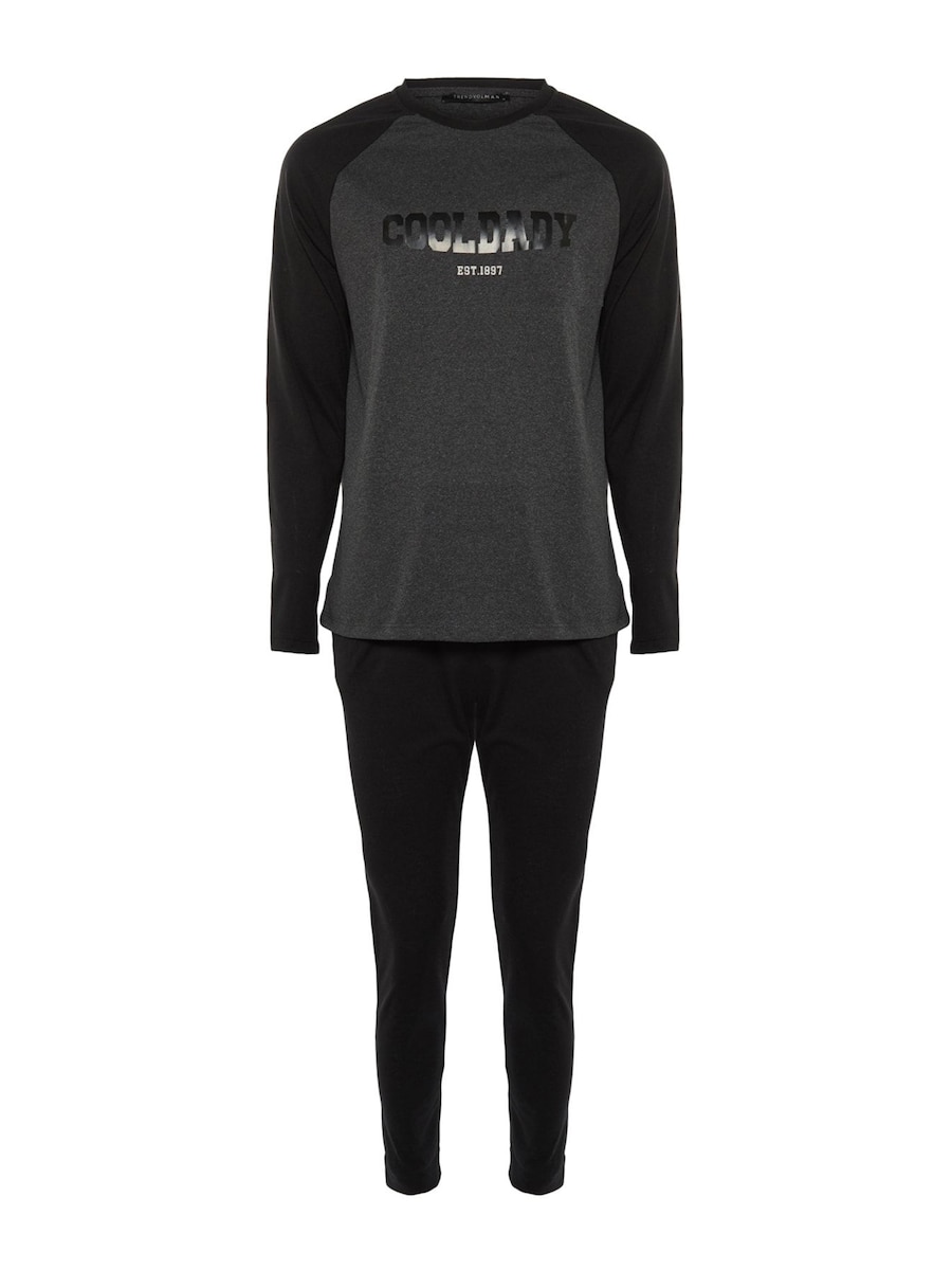 Длинная пижама Trendyol, черный
Длинная пижама Trendyol, черный