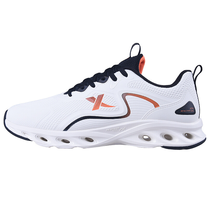 Кроссовки мужские с низким верхом Sail белые Xtep
Кроссовки мужские с низким верхом Sail белые Xtep