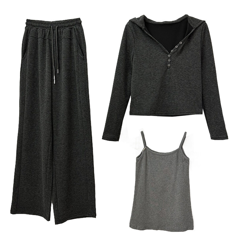 IIcicofficial женский повседневный комплект
IIcicofficial женский повседневный комплект