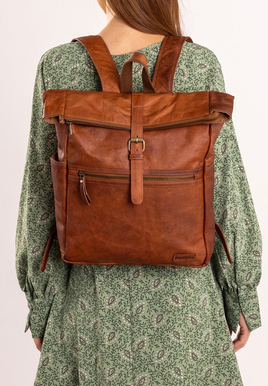 Рюкзак Gusti Leder MILO NEW, Braun/Brown
Рюкзак Gusti Leder MILO NEW, Braun/Brown