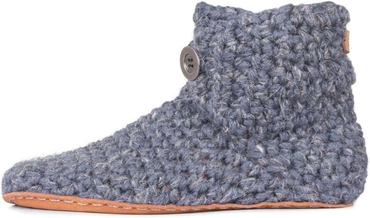 Шерстяные домашние тапочки-сапожки ручной работы с мягкой кожаной подошвой для мужчин и женщин, темно-серого и бежевого цвета Kingdom Of Wow
Шерстяные домашние тапочки-сапожки ручной работы с мягкой кожаной подошвой для мужчин и женщин, темно-серого и бежевого цвета Kingdom Of Wow