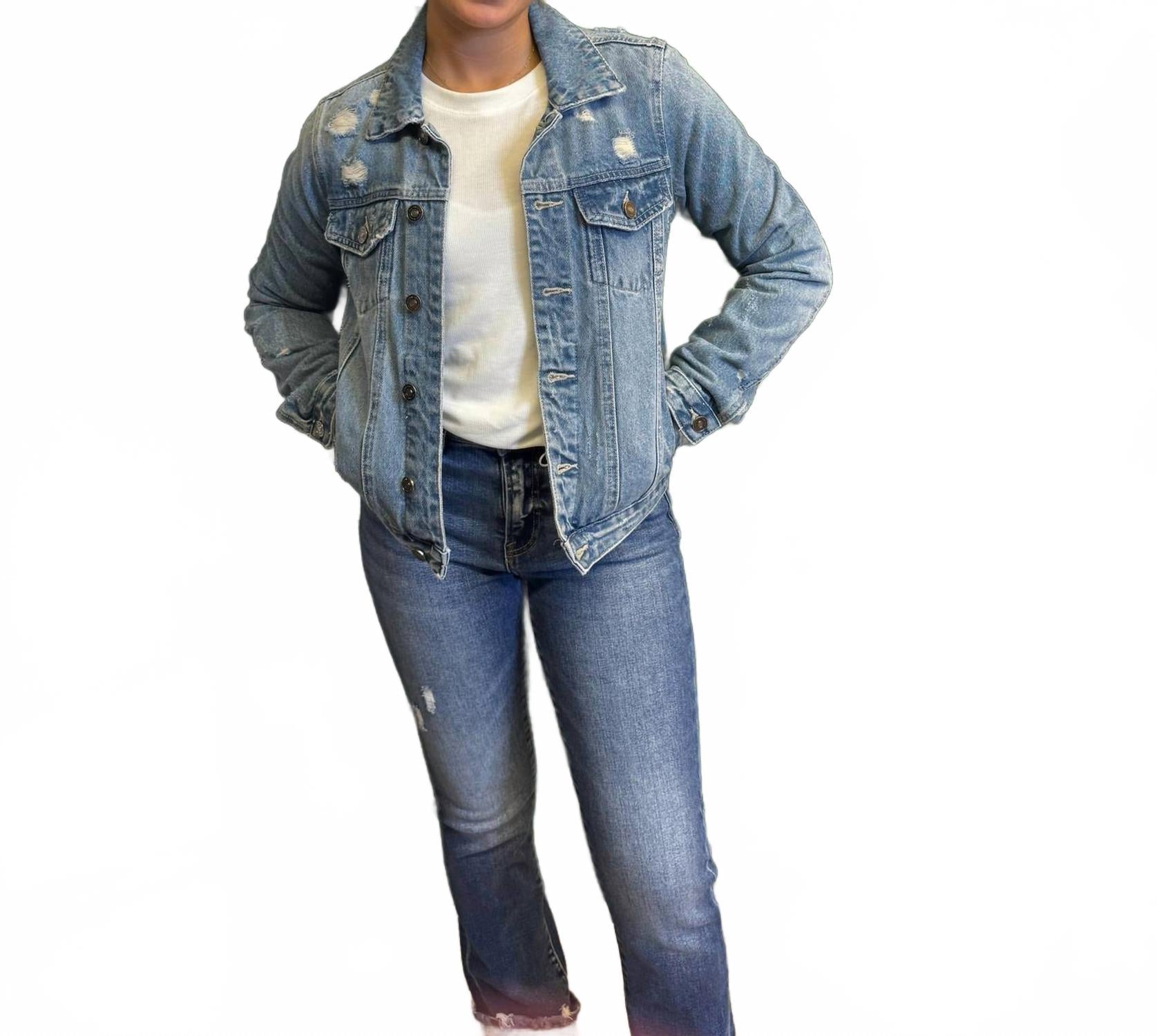 Женская потертая джинсовая куртка в синем цвете KanCan
Женская потертая джинсовая куртка в синем цвете KanCan