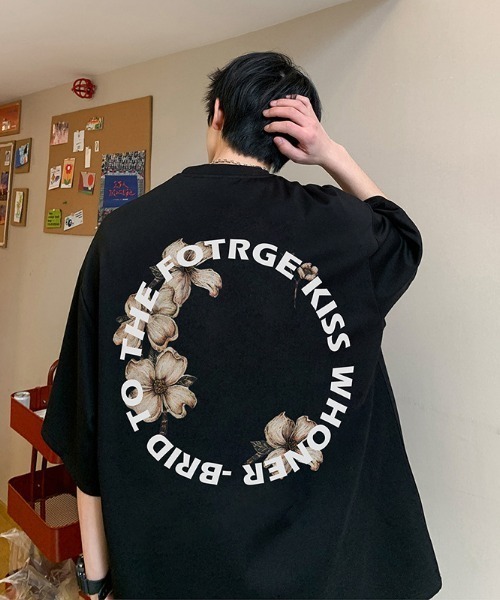 Футболка с круглым логотипом и цветочным принтом MGV, черная, Черный, Футболка с круглым логотипом и цветочным принтом MGV, черная
Футболка с круглым логотипом и цветочным принтом MGV, черная, Черный, Футболка с круглым логотипом и цветочным принтом MGV, черная