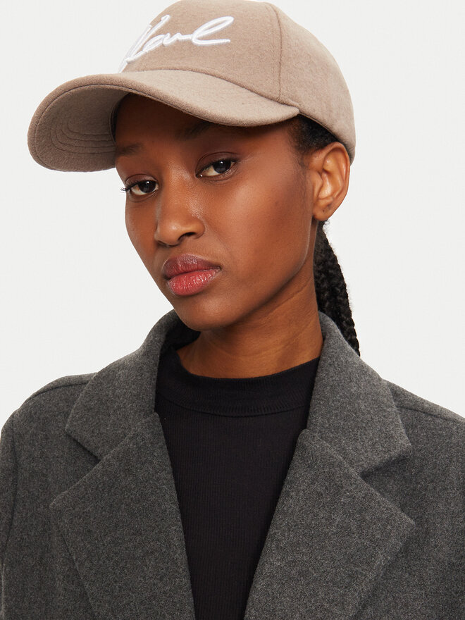 Бейсболка KARL LAGERFELD, бежевый
Бейсболка KARL LAGERFELD, бежевый
