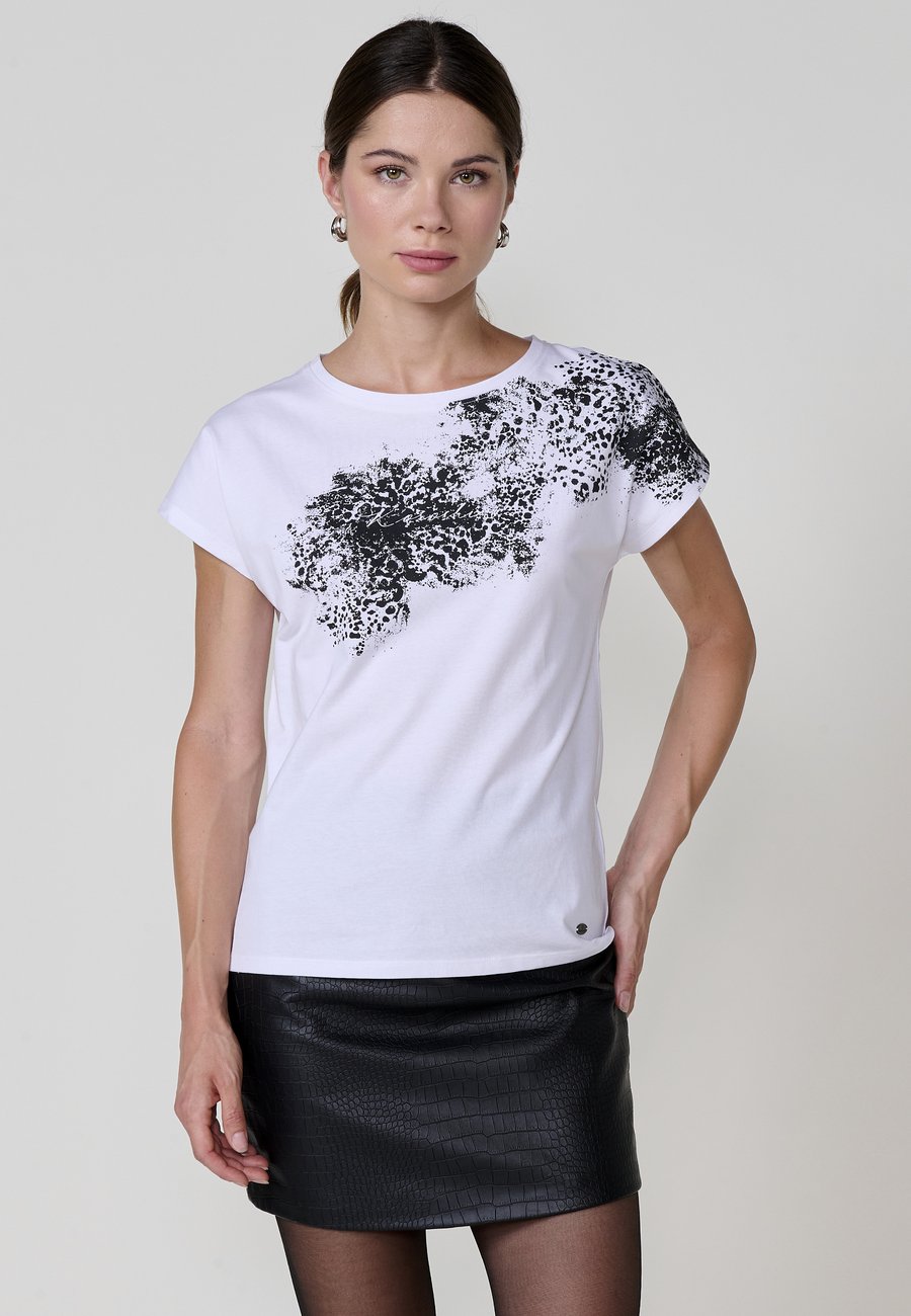 Футболка Koroshi SHORT SLEEVE , Blanco White/White
Футболка Koroshi SHORT SLEEVE , Blanco White/White