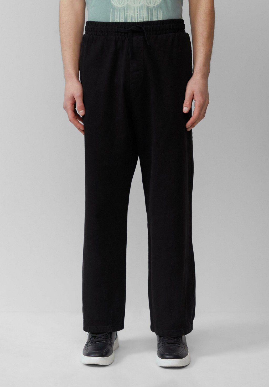 Спортивные штаны GEWASCHENE AUS HEAVY QS, черный
Спортивные штаны GEWASCHENE AUS HEAVY QS, черный