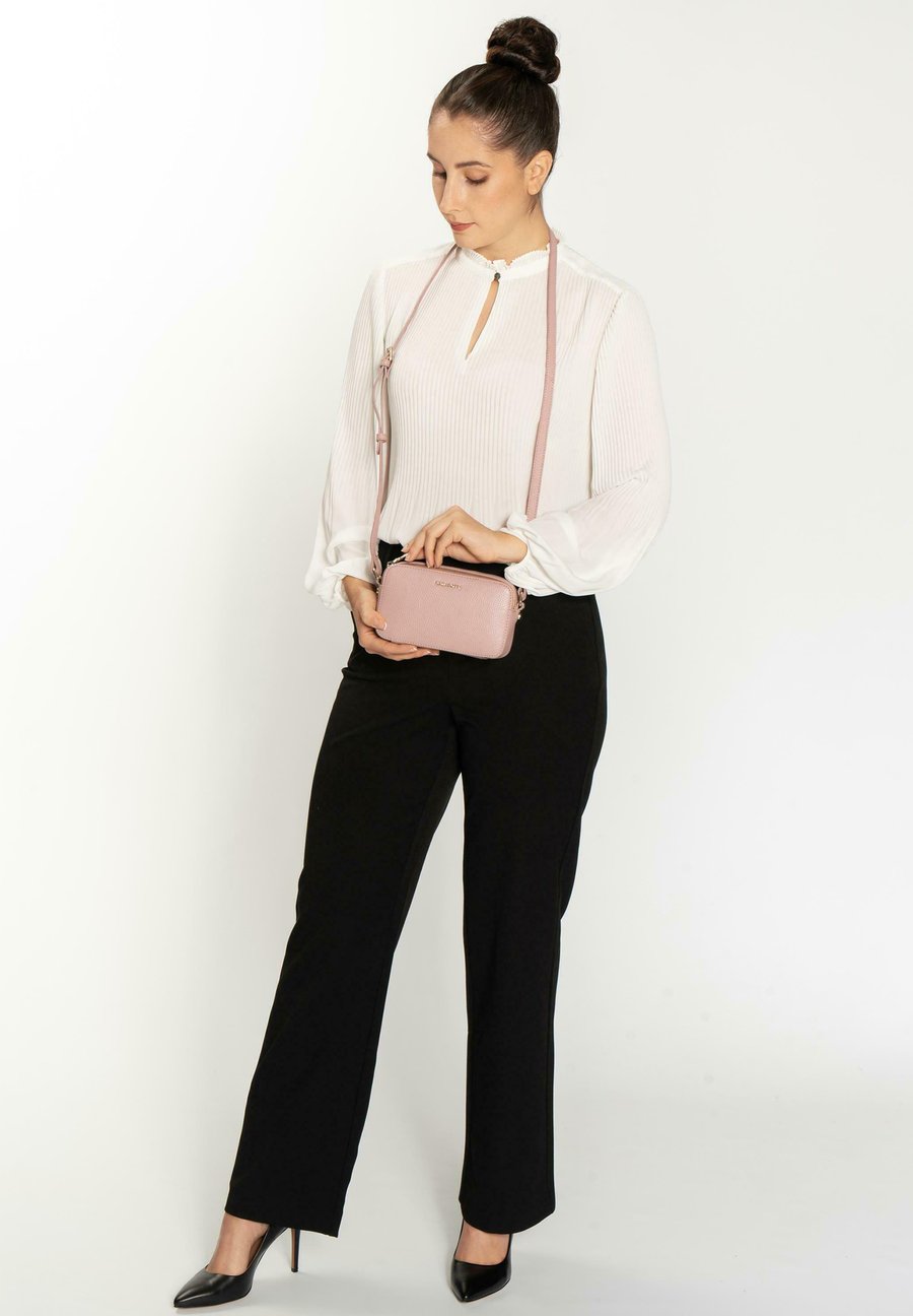 Сумка кросс-боди Lazarotti Cross body bag, Rose/Light Pink
Сумка кросс-боди Lazarotti Cross body bag, Rose/Light Pink