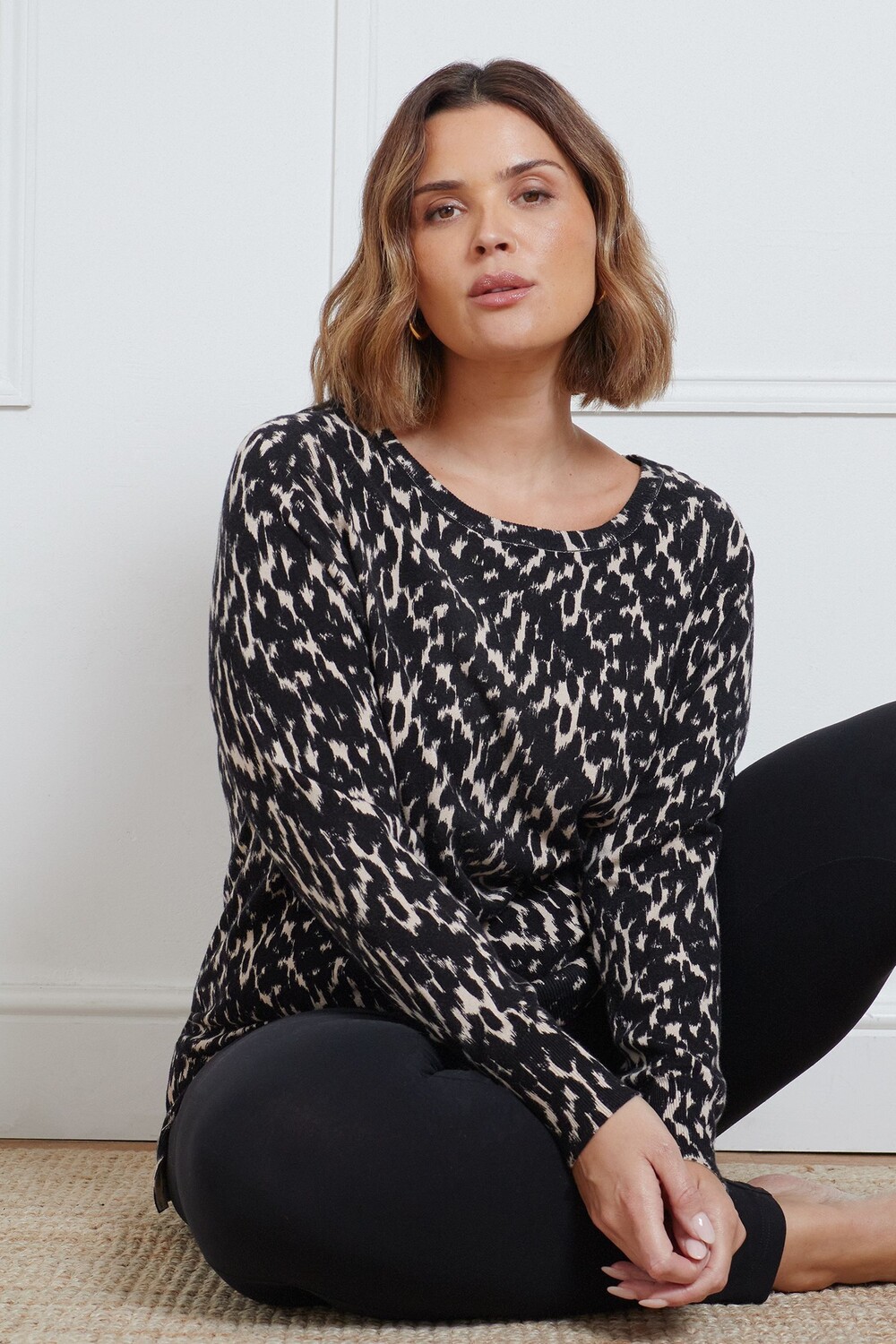 Джемпер с абстрактным круглым вырезом Live Unlimited, черный
Джемпер с абстрактным круглым вырезом Live Unlimited, черный