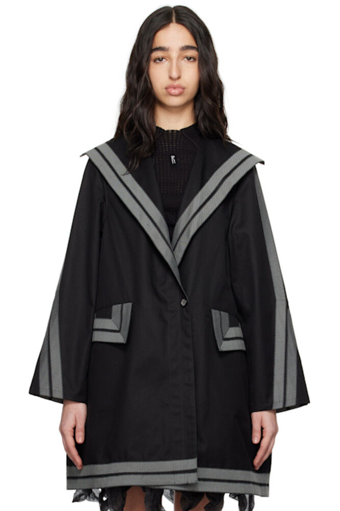 Пальто из черного дорадо Kiko Kostadinov
Пальто из черного дорадо Kiko Kostadinov