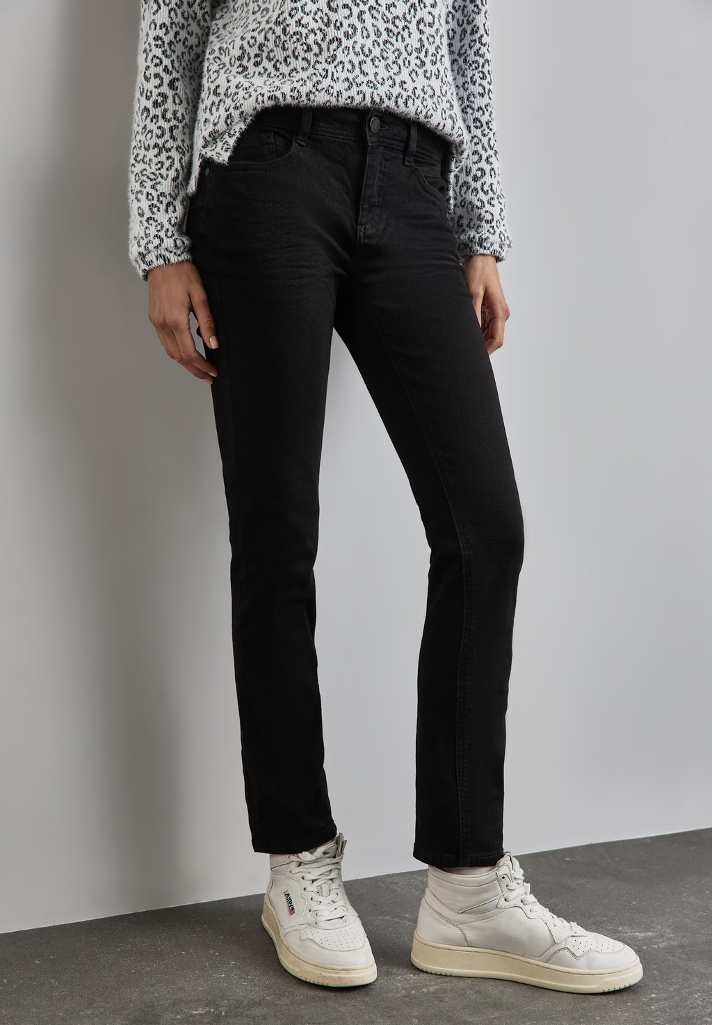 Джинсы облегающего кроя Street One, черный деним
Джинсы облегающего кроя Street One, черный деним