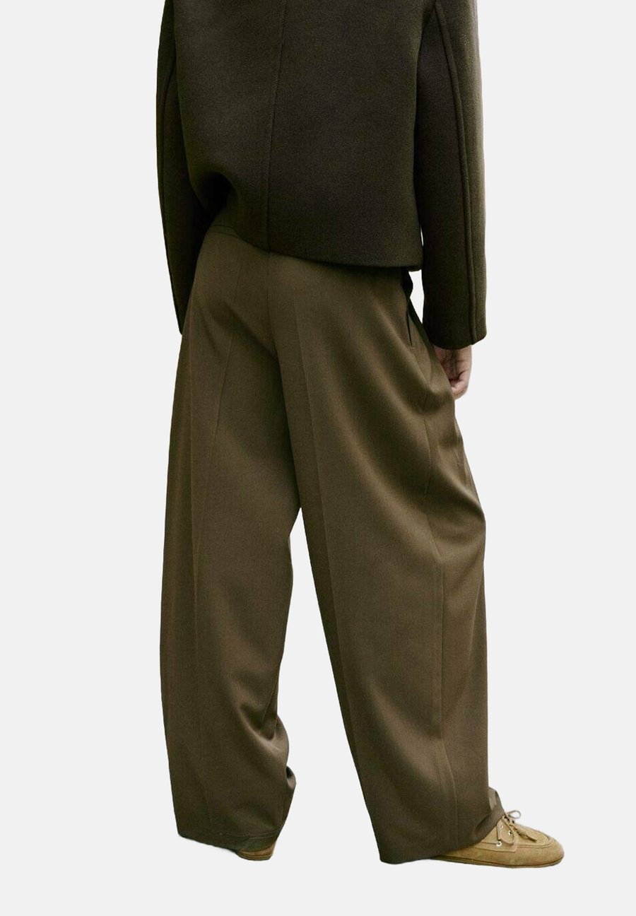 Брюки Mango Trousers, Khaki
Брюки Mango Trousers, Khaki